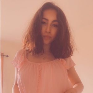 Meet your Posher, Alexys